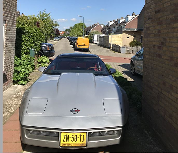 C4 Chevrolet Corvette uit 1986 met LS6 motor